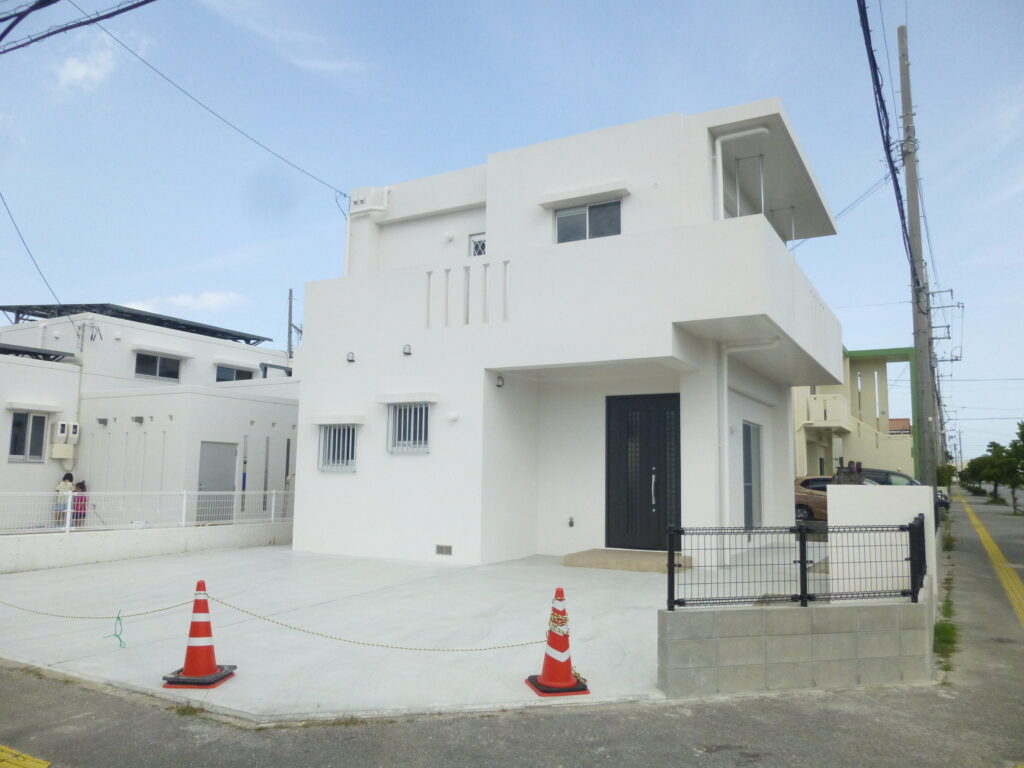 暮らしの真ん中に光が集まる家